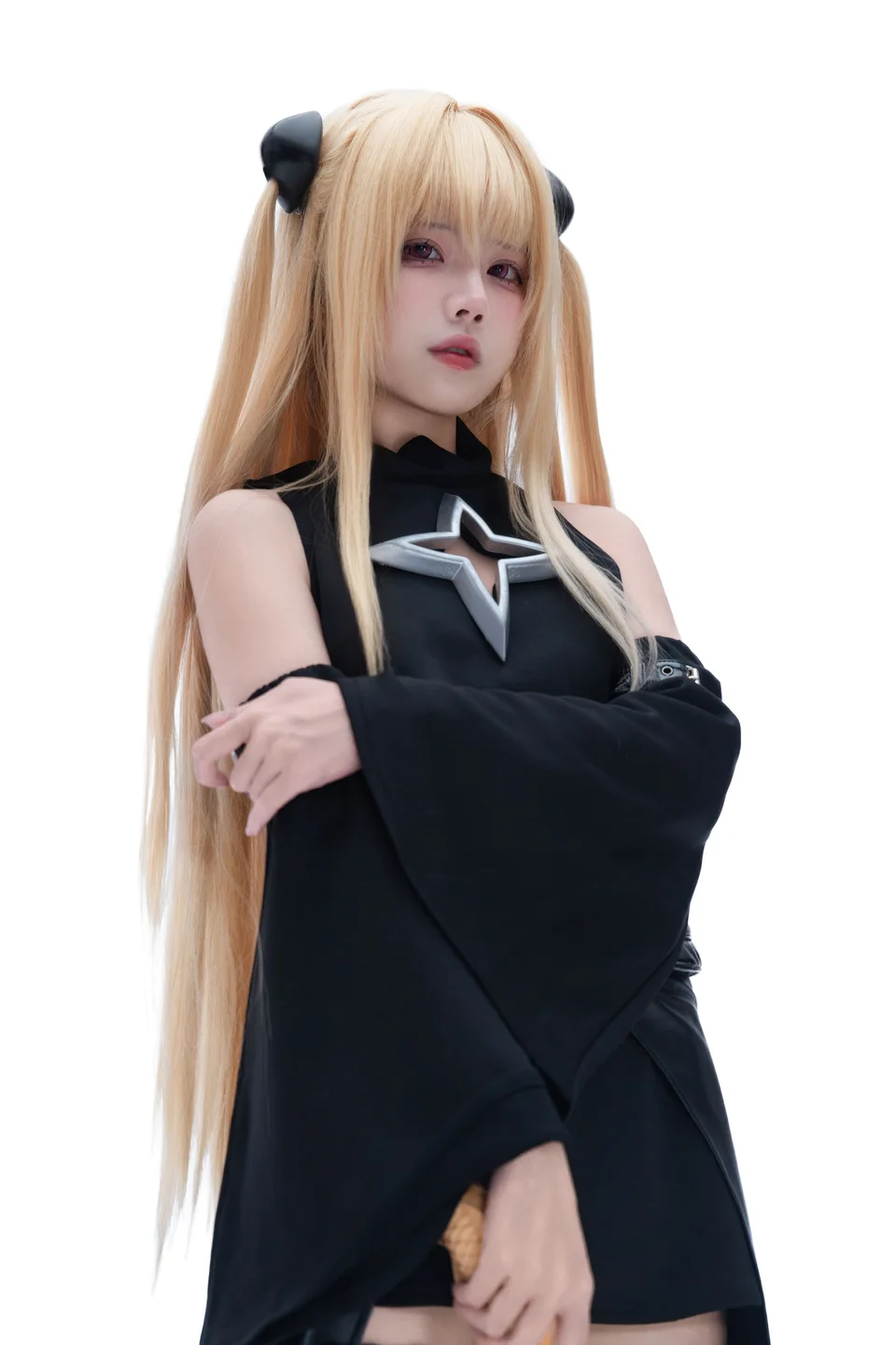 清水凪 - No.011 出包王女·金色暗影 [38P-300MB]